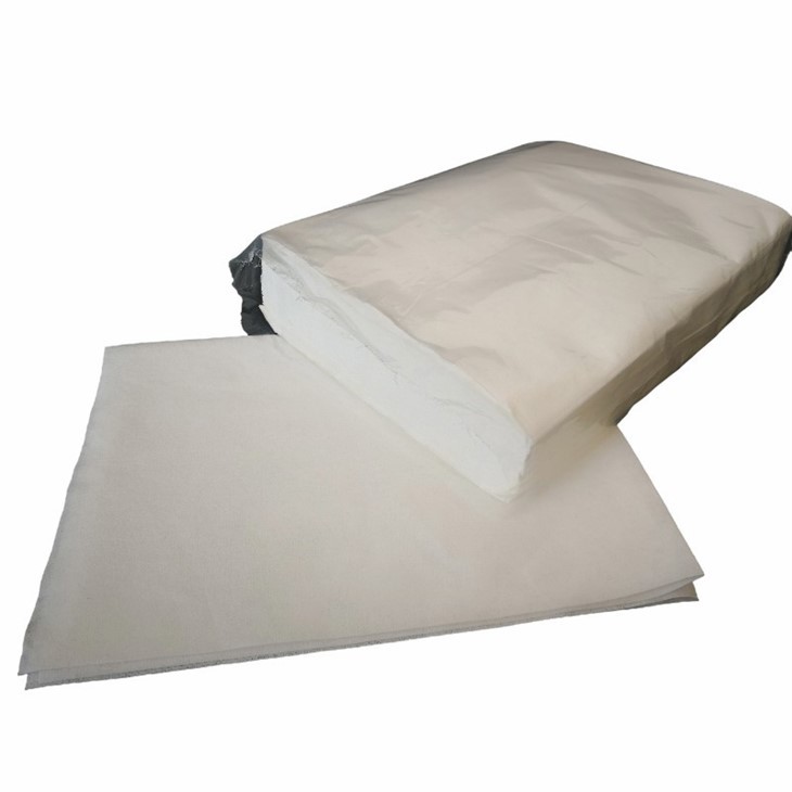 Nonwoven tray liners